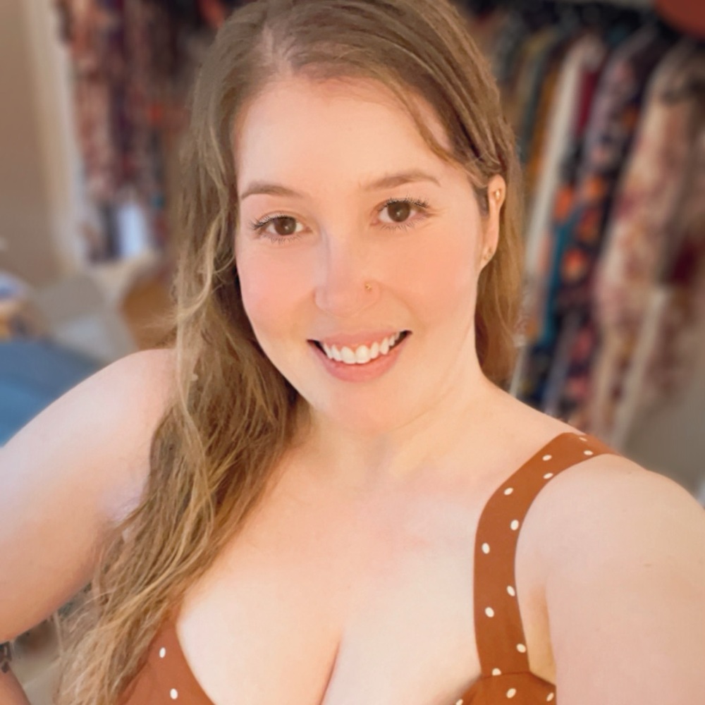 Meet your Posher, Kira